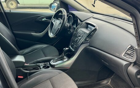 Opel Astra J, 2011 год, 530 000 рублей, 11 фотография