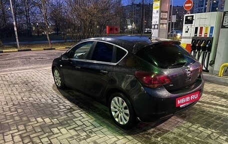 Opel Astra J, 2011 год, 530 000 рублей, 8 фотография