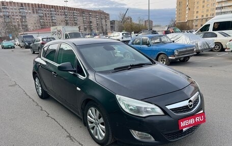 Opel Astra J, 2011 год, 530 000 рублей, 12 фотография