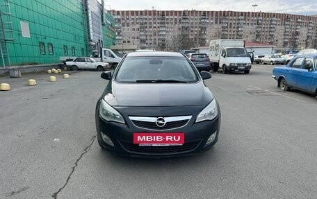 Opel Astra J, 2011 год, 530 000 рублей, 13 фотография