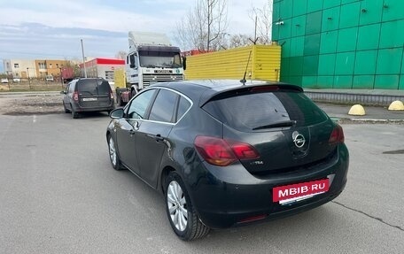 Opel Astra J, 2011 год, 530 000 рублей, 14 фотография