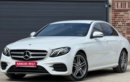 Mercedes-Benz E-Класс, 2019 год, 3 400 000 рублей, 4 фотография