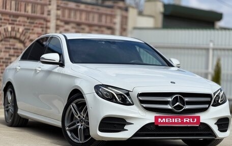 Mercedes-Benz E-Класс, 2019 год, 3 400 000 рублей, 2 фотография