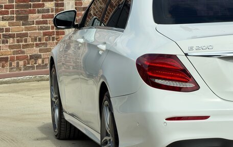 Mercedes-Benz E-Класс, 2019 год, 3 400 000 рублей, 14 фотография