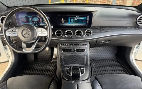 Mercedes-Benz E-Класс, 2019 год, 3 400 000 рублей, 17 фотография