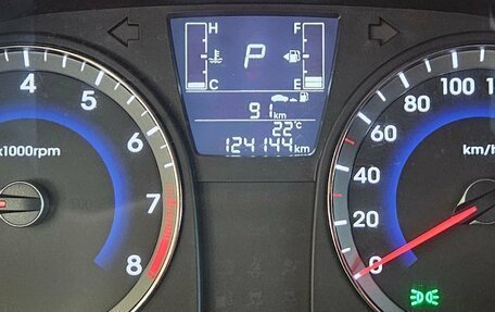 Hyundai Solaris II рестайлинг, 2014 год, 1 045 000 рублей, 10 фотография