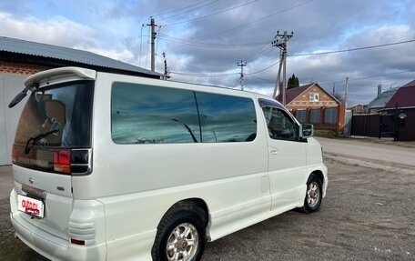 Nissan Elgrand I, 1998 год, 680 000 рублей, 15 фотография