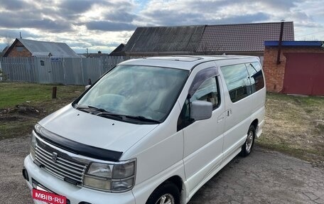 Nissan Elgrand I, 1998 год, 680 000 рублей, 11 фотография
