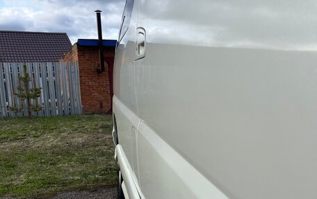 Nissan Elgrand I, 1998 год, 680 000 рублей, 26 фотография