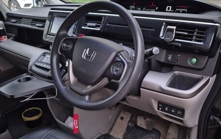 Honda Stepwgn IV, 2015 год, 1 750 000 рублей, 6 фотография