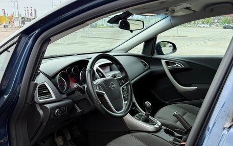 Opel Astra J, 2011 год, 700 000 рублей, 6 фотография