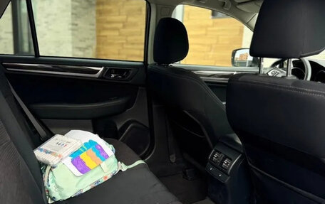 Subaru Outback IV рестайлинг, 2017 год, 2 400 000 рублей, 4 фотография