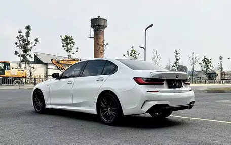 BMW 3 серия, 2022 год, 2 826 000 рублей, 4 фотография