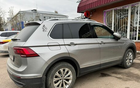 Volkswagen Tiguan II, 2021 год, 3 650 000 рублей, 5 фотография