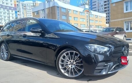 Mercedes-Benz E-Класс, 2021 год, 5 999 999 рублей, 1 фотография