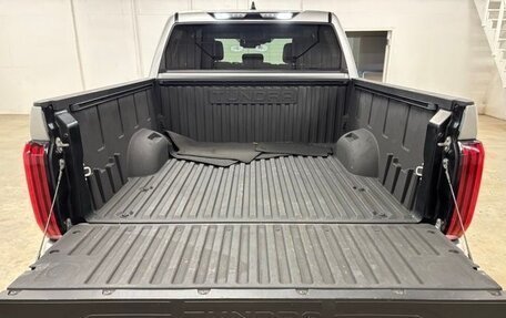 Toyota Tundra, 2025 год, 5 200 000 рублей, 6 фотография