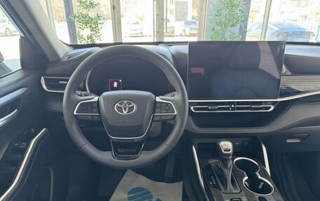 Toyota Highlander, 2026 год, 5 949 000 рублей, 13 фотография