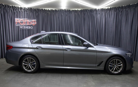 BMW 5 серия, 2019 год, 3 798 000 рублей, 4 фотография