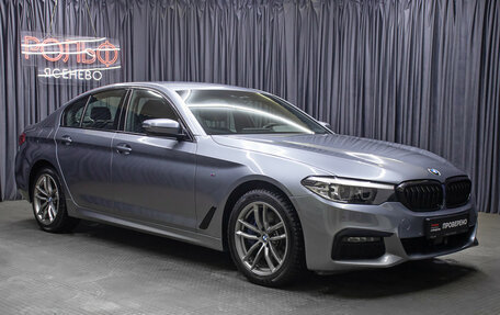 BMW 5 серия, 2019 год, 3 798 000 рублей, 3 фотография