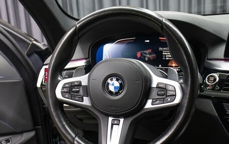 BMW 5 серия, 2019 год, 3 798 000 рублей, 16 фотография