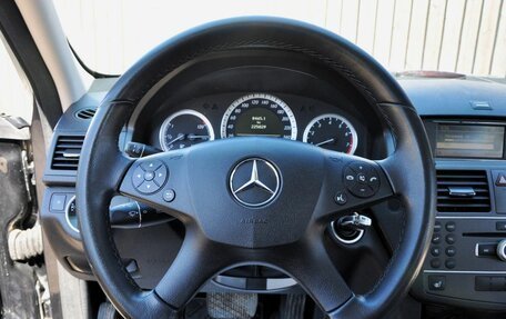 Mercedes-Benz C-Класс, 2010 год, 1 050 000 рублей, 11 фотография