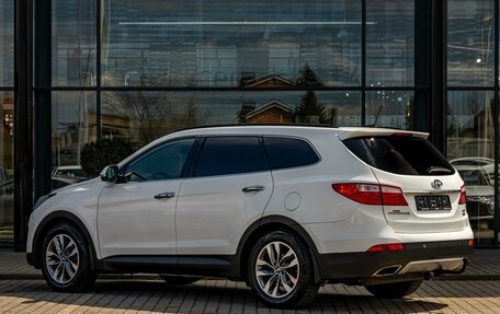 Hyundai Santa Fe III рестайлинг, 2015 год, 1 995 000 рублей, 4 фотография