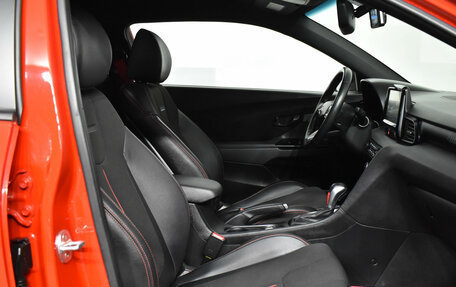 Hyundai Veloster II, 2019 год, 1 900 000 рублей, 10 фотография