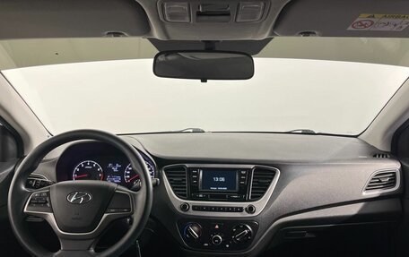 Hyundai Solaris II рестайлинг, 2018 год, 1 220 000 рублей, 7 фотография