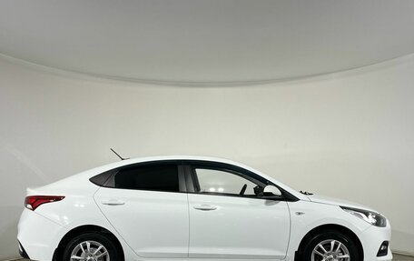 Hyundai Solaris II рестайлинг, 2018 год, 1 220 000 рублей, 5 фотография
