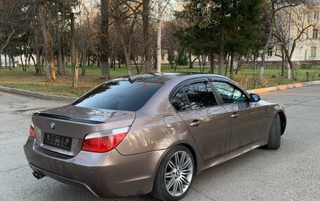 BMW 5 серия, 2004 год, 950 000 рублей, 2 фотография