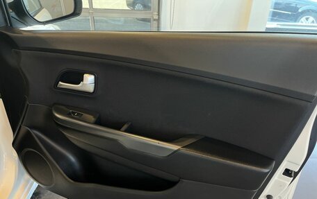 KIA Rio III рестайлинг, 2016 год, 1 350 000 рублей, 24 фотография