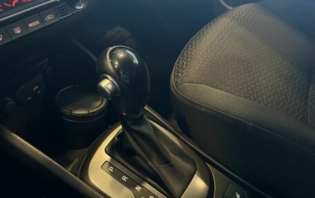 KIA Rio III рестайлинг, 2016 год, 1 350 000 рублей, 27 фотография