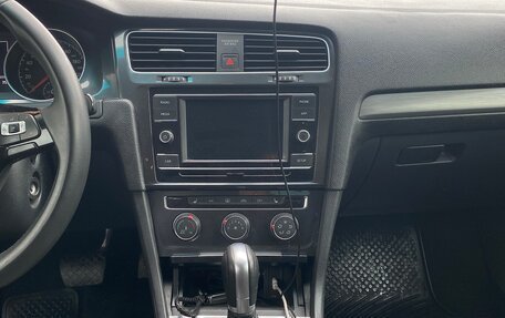 Volkswagen Golf VII, 2019 год, 1 925 000 рублей, 10 фотография