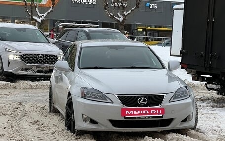Lexus IS II рестайлинг 2, 2008 год, 1 000 000 рублей, 8 фотография