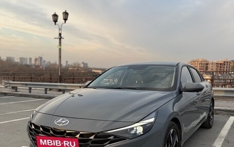 Hyundai Avante, 2020 год, 2 300 000 рублей, 3 фотография