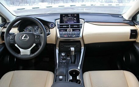 Lexus NX I, 2015 год, 2 800 000 рублей, 12 фотография