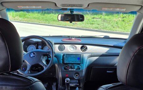 Mitsubishi Outlander III рестайлинг 3, 2003 год, 800 000 рублей, 3 фотография