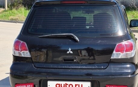 Mitsubishi Outlander III рестайлинг 3, 2003 год, 800 000 рублей, 9 фотография