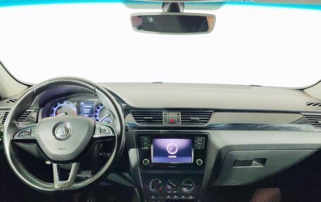 Skoda Rapid I, 2017 год, 899 000 рублей, 10 фотография