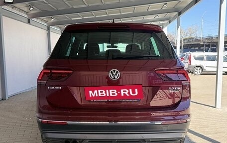 Volkswagen Tiguan II, 2017 год, 2 599 000 рублей, 4 фотография