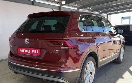 Volkswagen Tiguan II, 2017 год, 2 599 000 рублей, 5 фотография