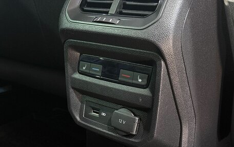 Volkswagen Tiguan II, 2017 год, 2 599 000 рублей, 16 фотография