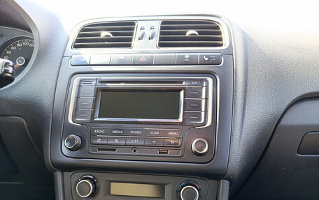 Volkswagen Polo VI (EU Market), 2014 год, 810 000 рублей, 19 фотография