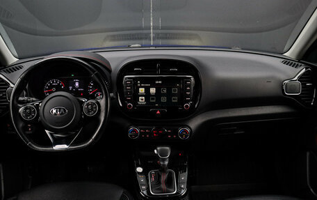 KIA Soul III, 2021 год, 1 990 000 рублей, 11 фотография