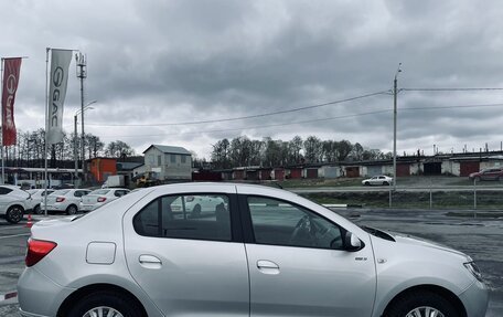 Renault Logan II, 2016 год, 990 000 рублей, 6 фотография