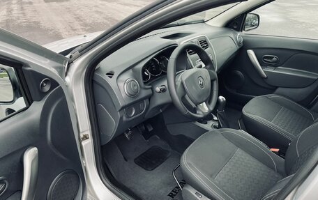 Renault Logan II, 2016 год, 990 000 рублей, 9 фотография