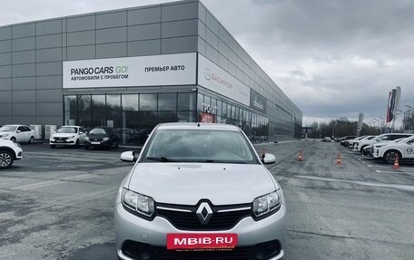 Renault Logan II, 2016 год, 990 000 рублей, 5 фотография