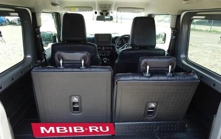 Suzuki Jimny, 2022 год, 1 550 000 рублей, 11 фотография