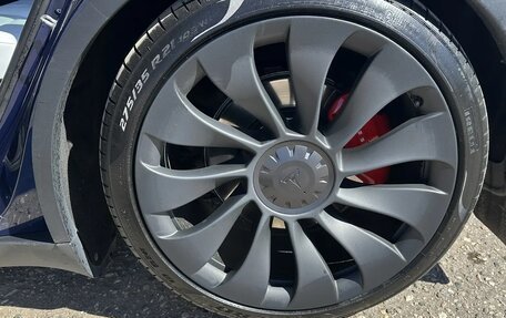 Tesla Model Y I, 2023 год, 5 900 000 рублей, 1 фотография