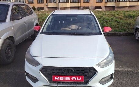 Hyundai Solaris II рестайлинг, 2017 год, 210 000 рублей, 1 фотография